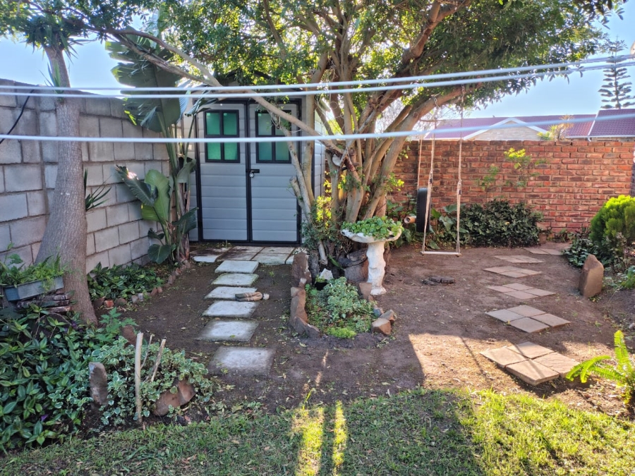 2 Bedroom Property for Sale in Kabega Park Eastern Cape